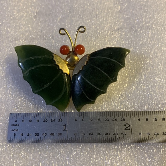 Vintage Green Butterfly Brooch Pin Gold Tone - Picture 2 of 5